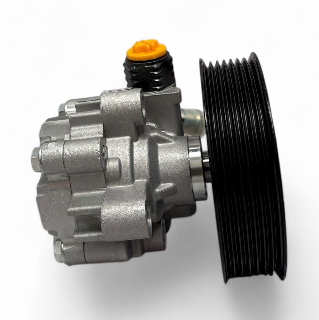 BOMBA DE DIRECCIÓN HIDRAULICA TOYOTA HILUX REVO / FORTUNER 1GD - Image 2