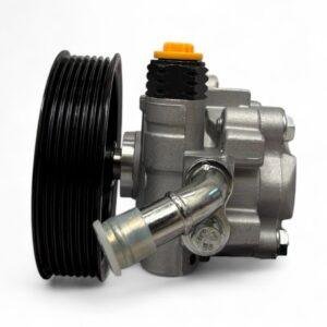 BOMBA DE DIRECCIÓN HIDRAULICA TOYOTA HILUX REVO / FORTUNER 1GD